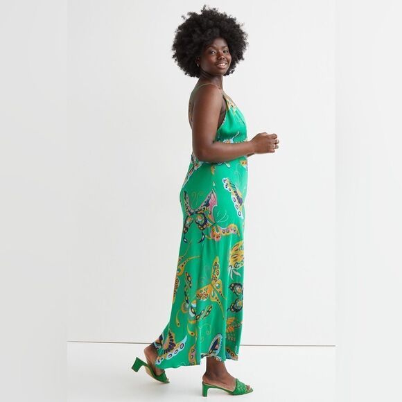 H&M Butterflies Print Dress Midi New - Picture 6 of 9